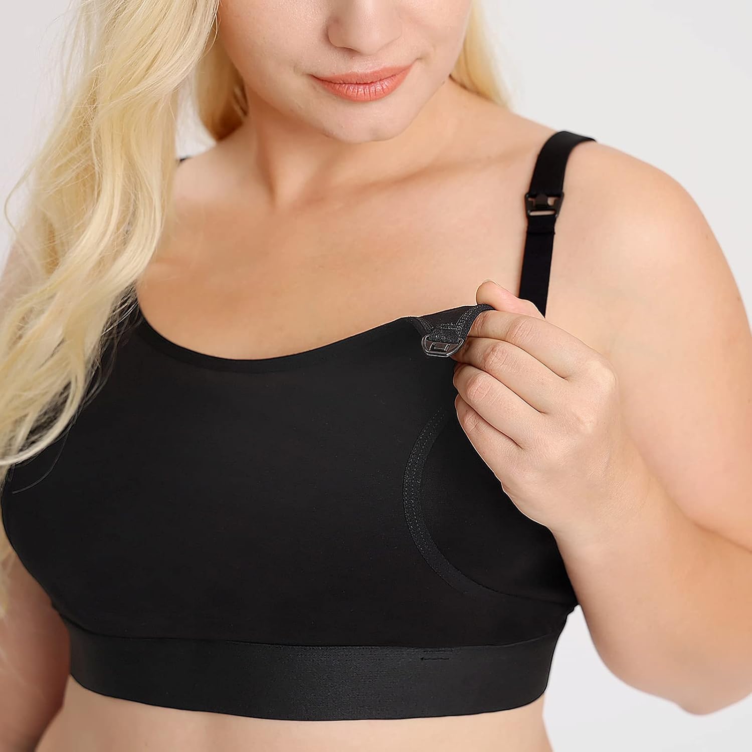 Momcozy Hands-Free Pumping and Nursing Bra — image 2