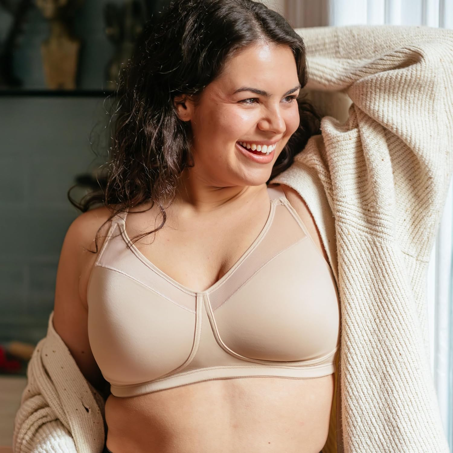 Playtex 18 Hour Minimizer Full-Coverage Wireless T-Shirt Bra — image 4