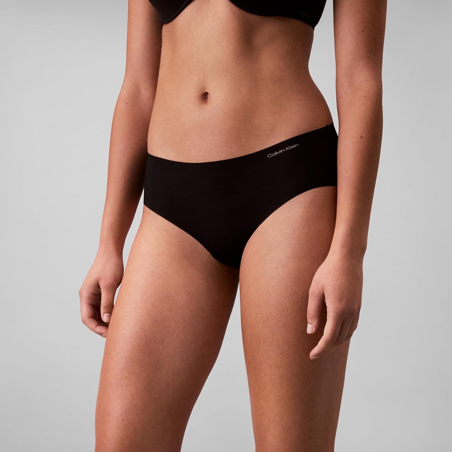 Calvin Klein Invisibles Seamless Hipster Panties Multipack — image 3