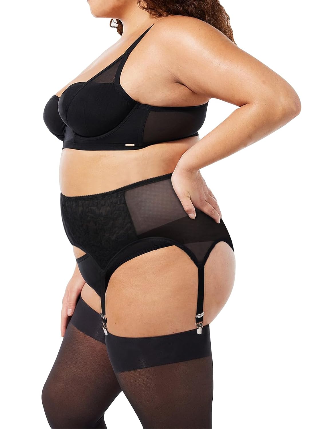 Moon Wood Plus Size Lace Garter Belt — image 2