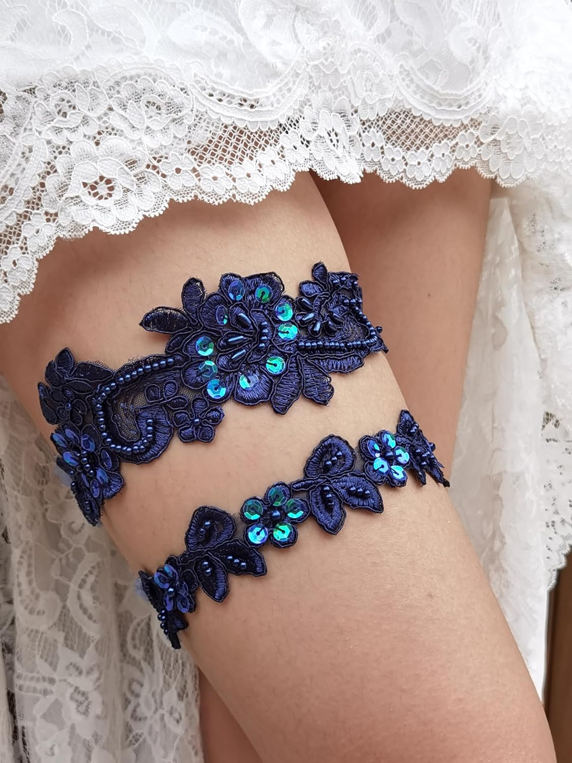 YHDDYG Pearl Rhinestone Wedding Garter Set — image 2
